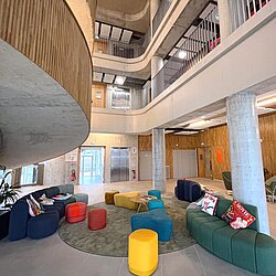 Newdeal Sprachschule Eingangsbereich